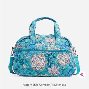 Vera Bradley compact traveler bag